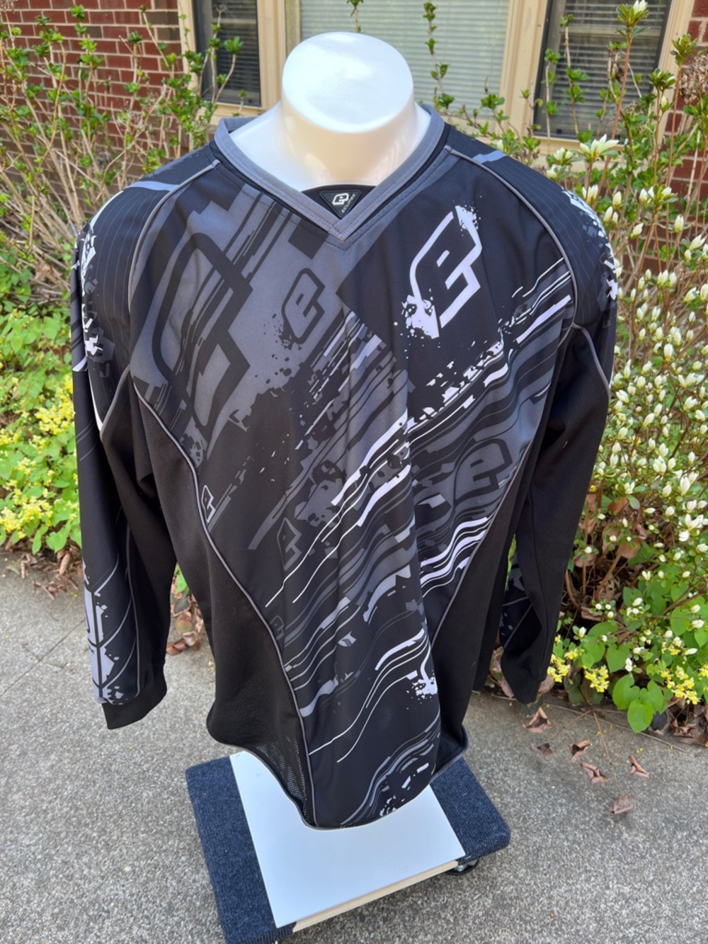 Black & Gray Graphic Motocross Jersey